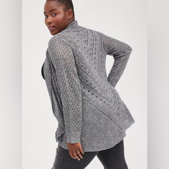 Torrid Gray Curved Hem Pointelle Sweater Cardigan - New! - Size 30 (6) - Picture 2 of 5
